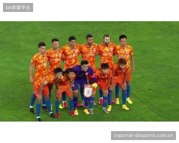 国际足联对手球规则的细微调整成为焦点，土耳其后卫在禁区内的防守动作将面临更严苛审视。